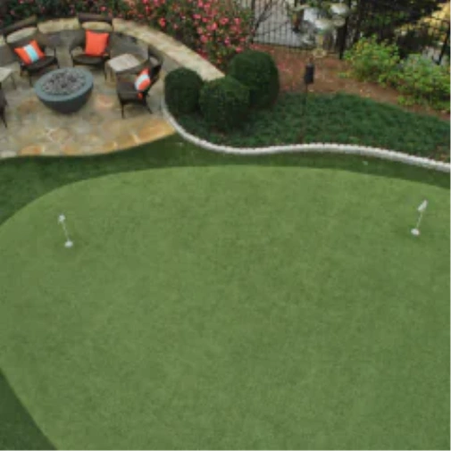 Synthetic Turf vs. Real Grass: Which Makes the Best Putting Green in Metro New York?